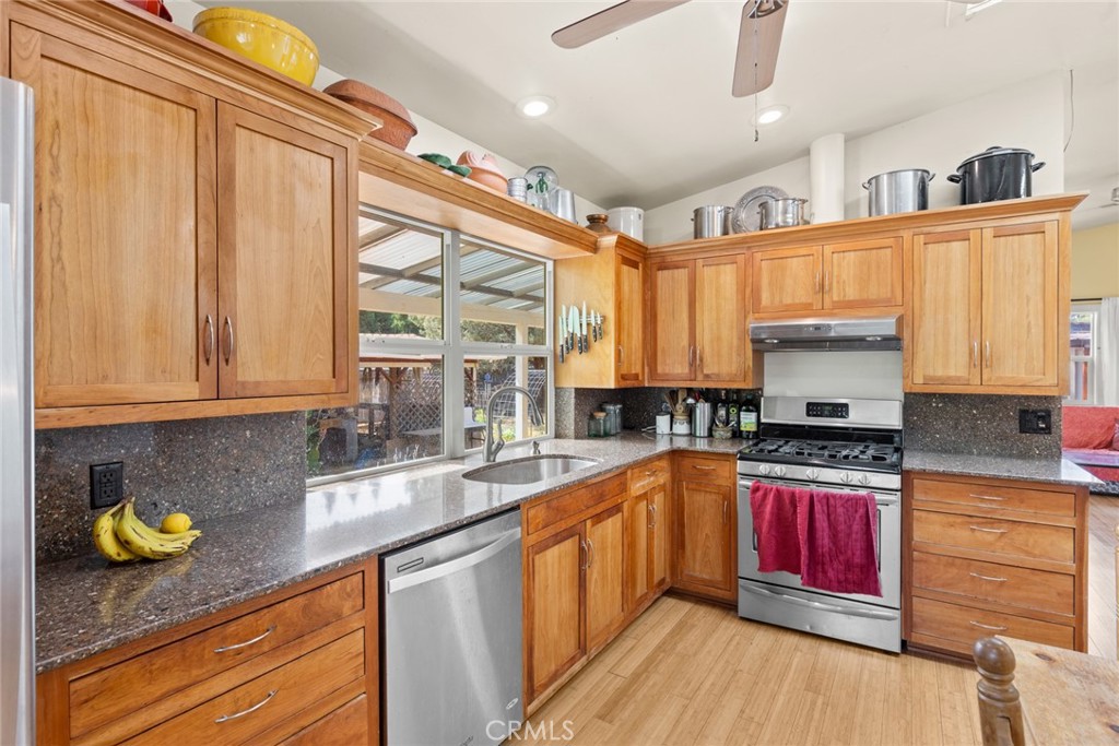 10 Roseanna Court