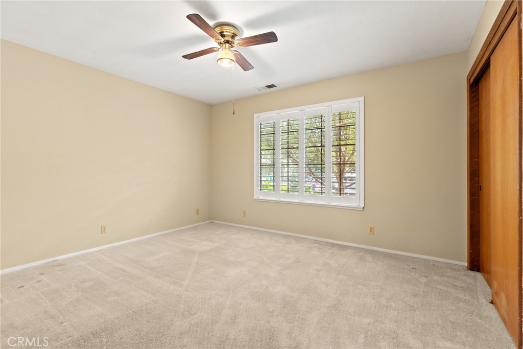 10 Roseanna Court