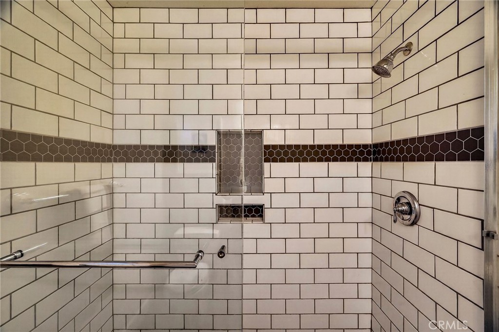1636 Oak Park