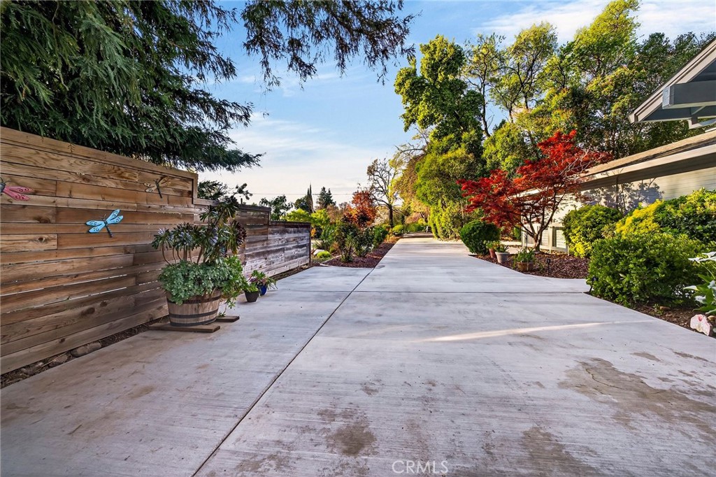 1636 Oak Park
