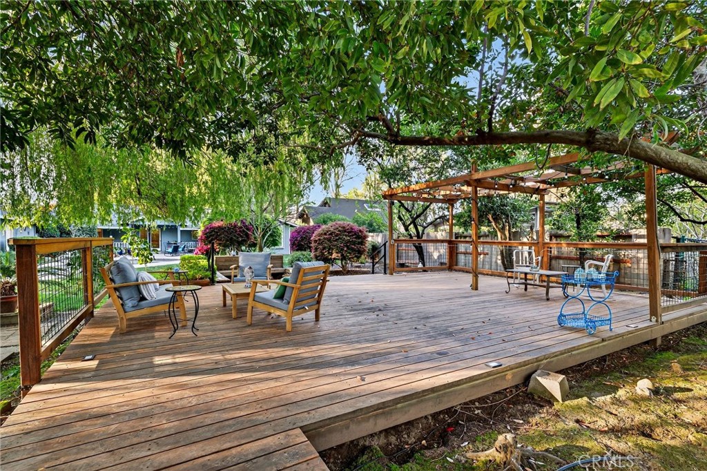 1636 Oak Park