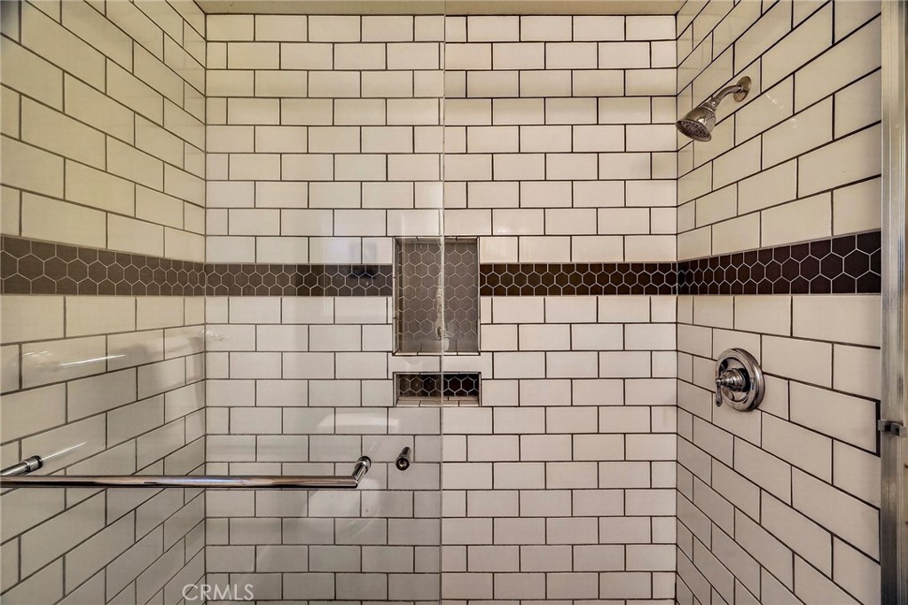 1636 Oak Park