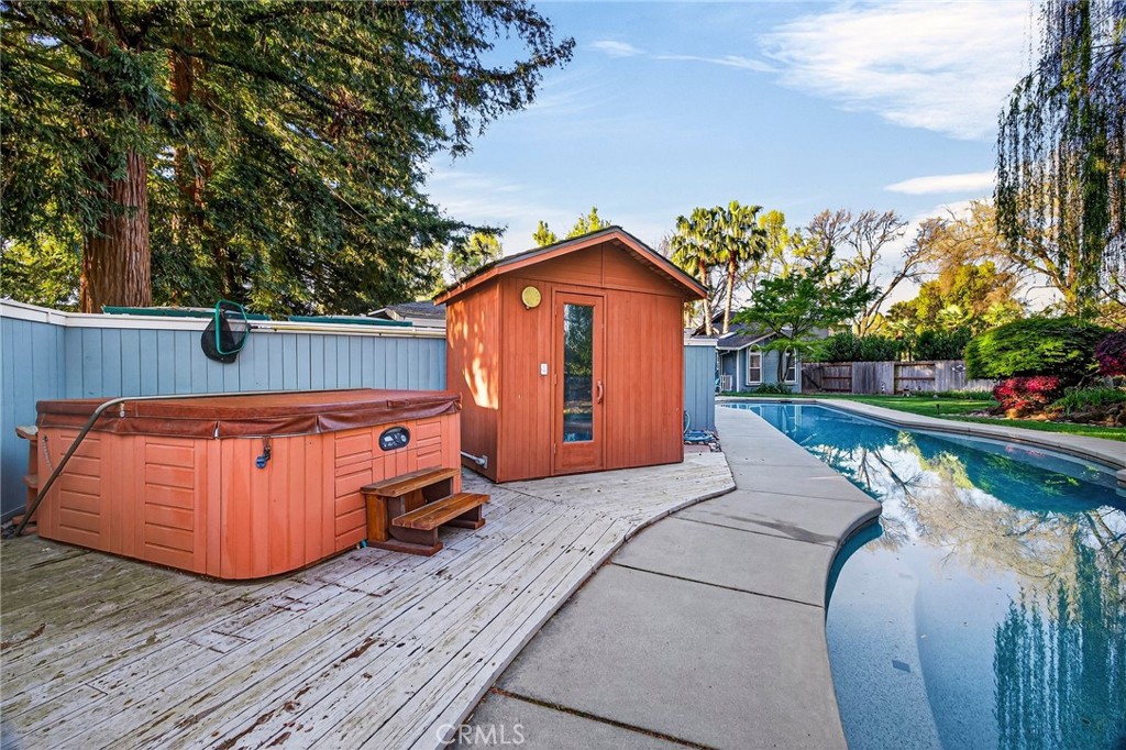 1636 Oak Park