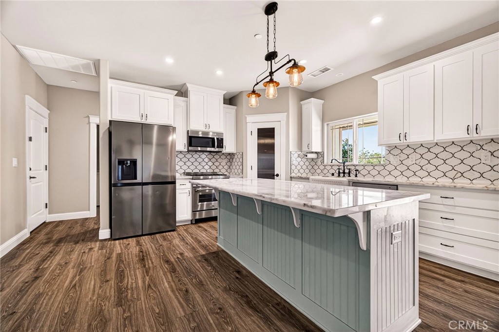 1390 Bennett