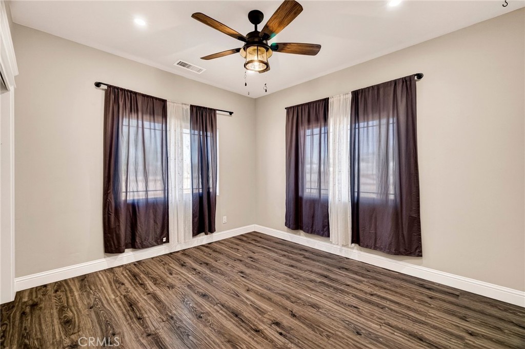1390 Bennett