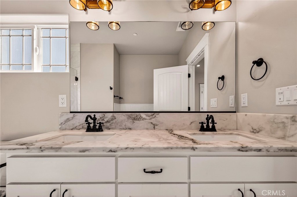 1390 Bennett