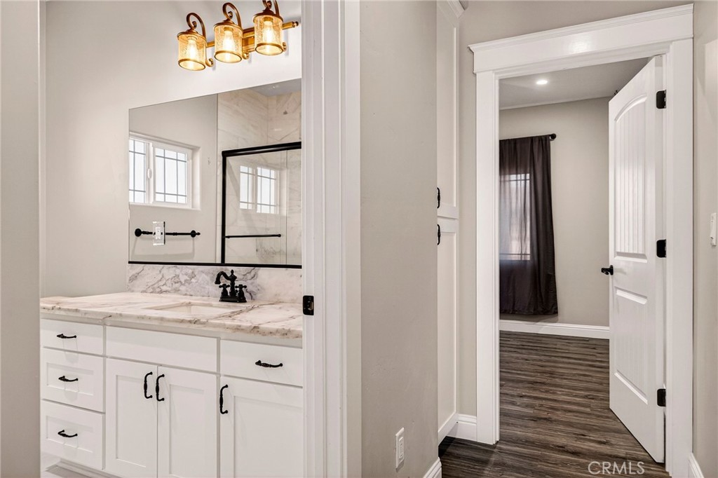 1390 Bennett