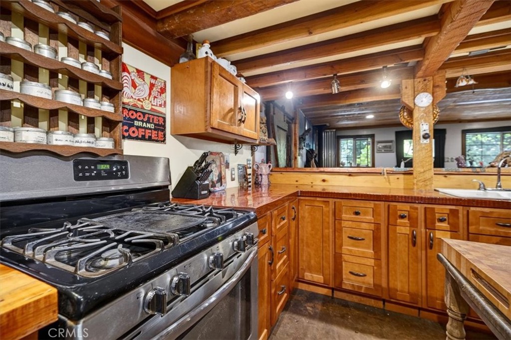 311 Hollow Oak