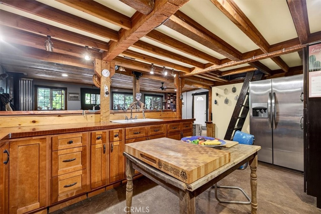 311 Hollow Oak