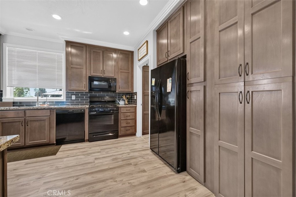 6205 Lancaster