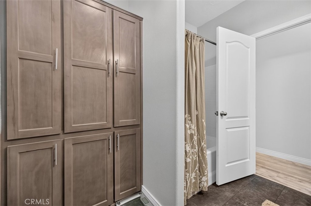 6205 Lancaster