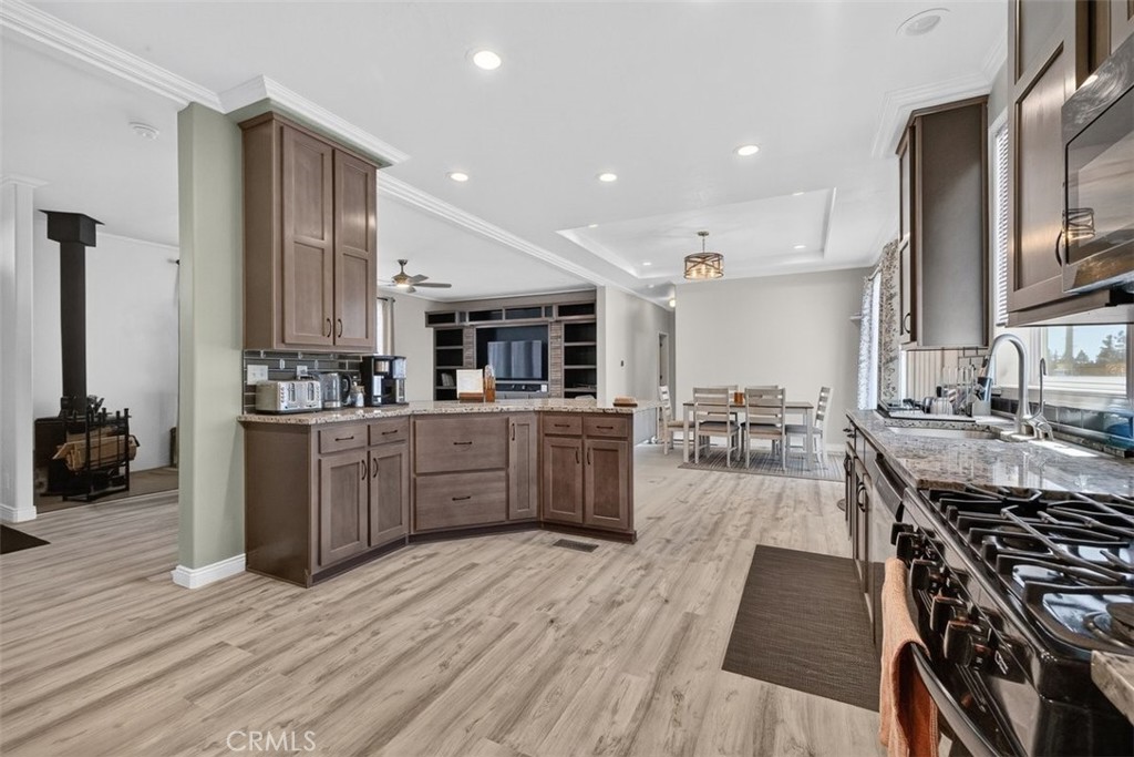 6205 Lancaster