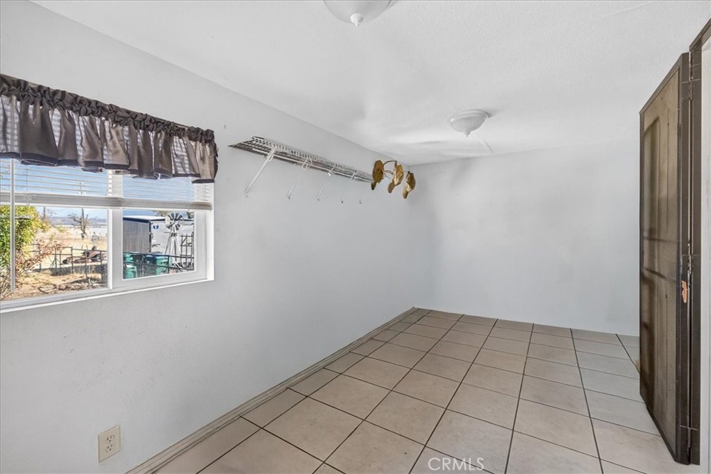 4002 Hicks
