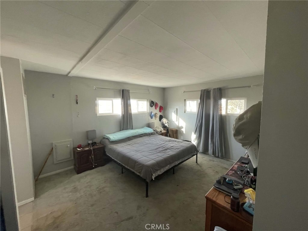 4002 Hicks