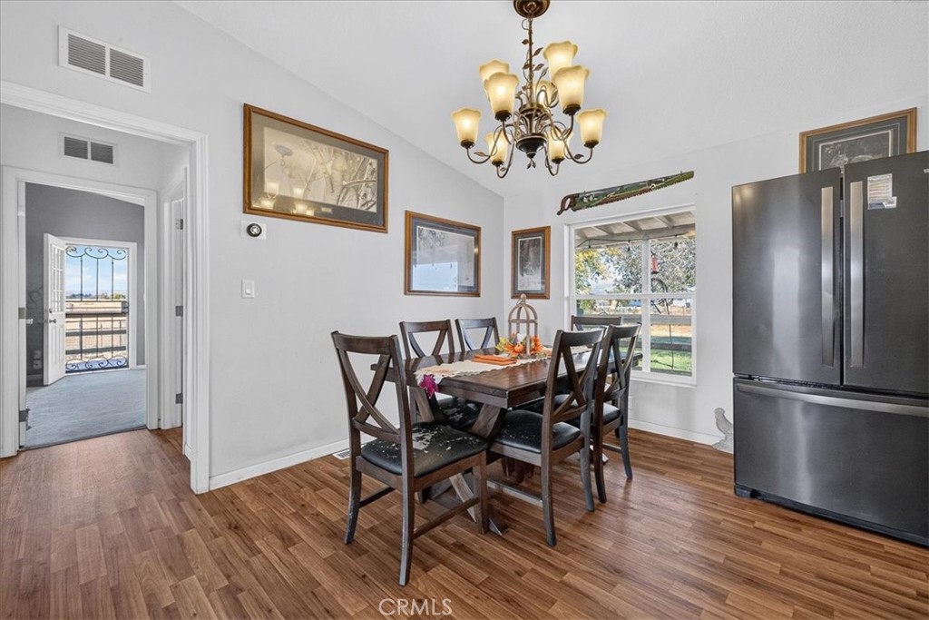 4002 Hicks