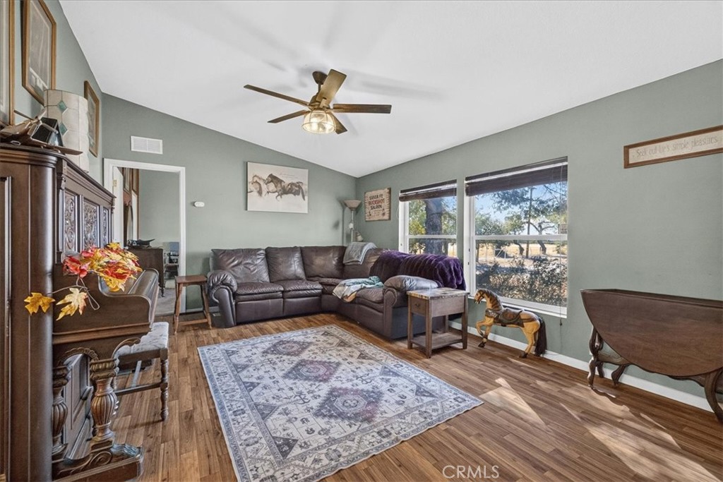 4002 Hicks
