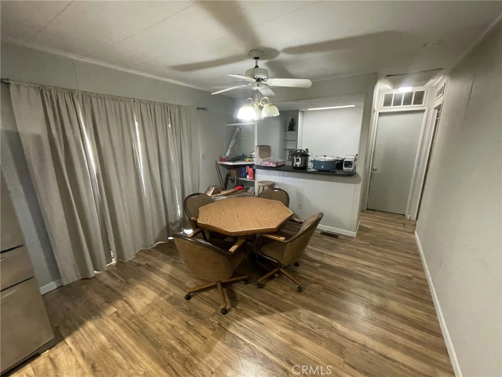 4002 Hicks