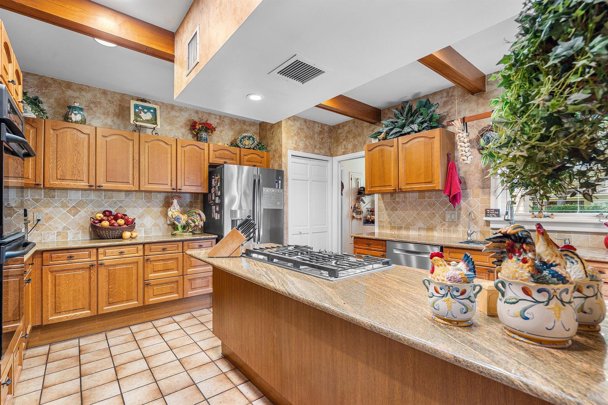 4838 Charlton Way