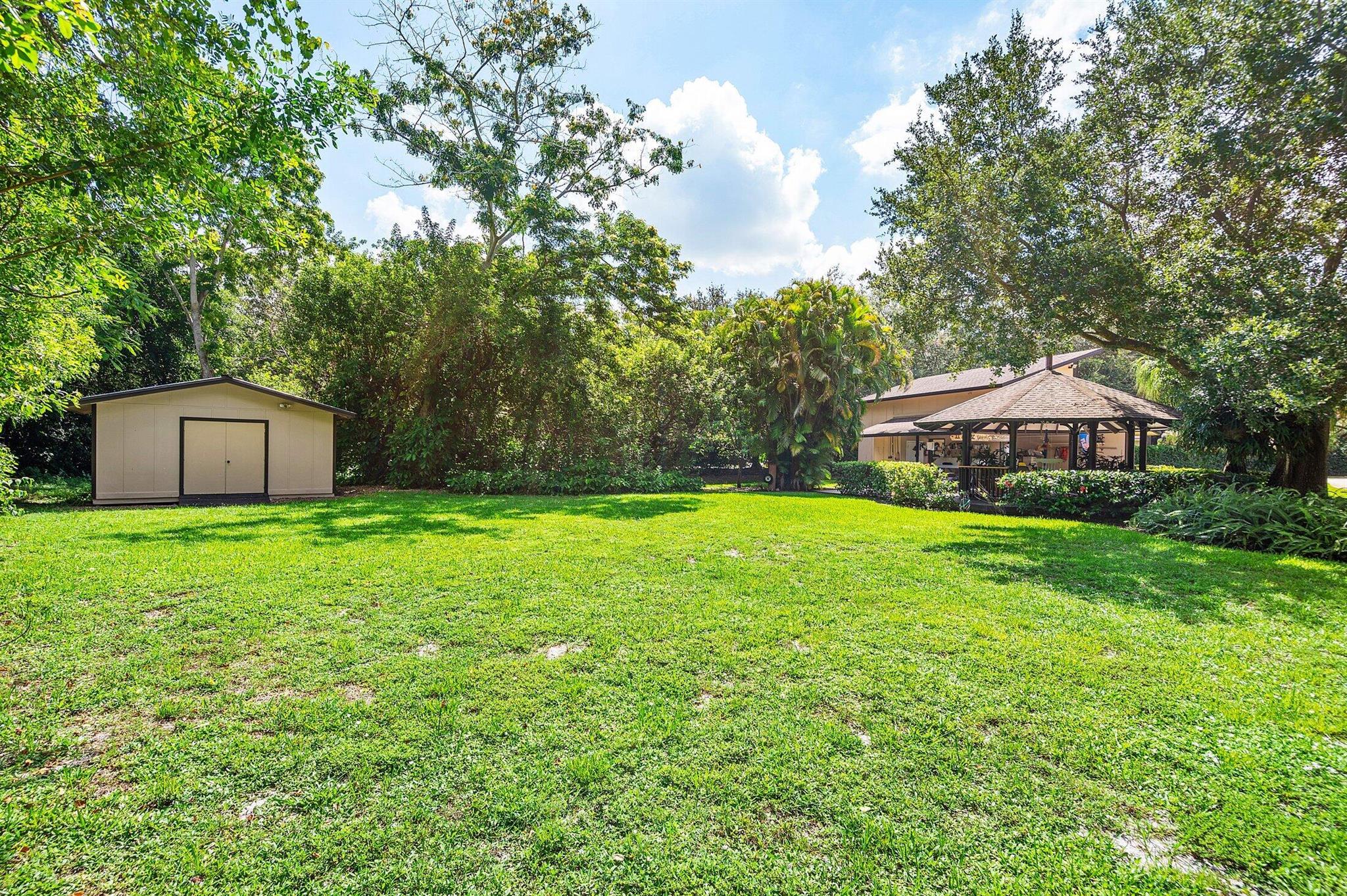 4838 Charlton Way