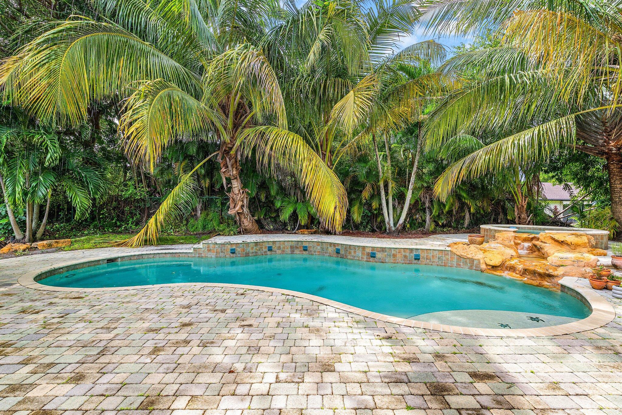 10295 Saint Andrews Road