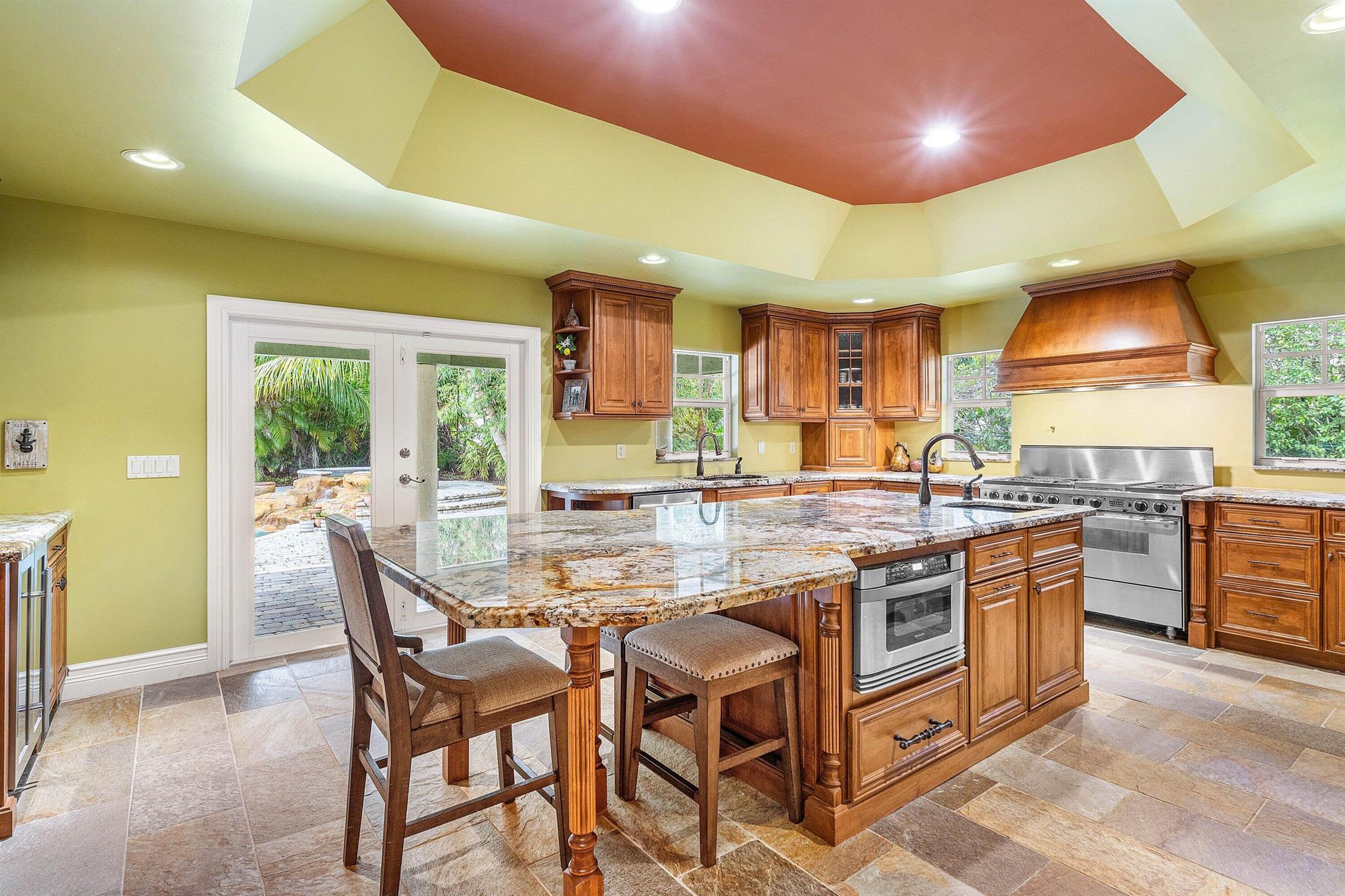 10295 Saint Andrews Road