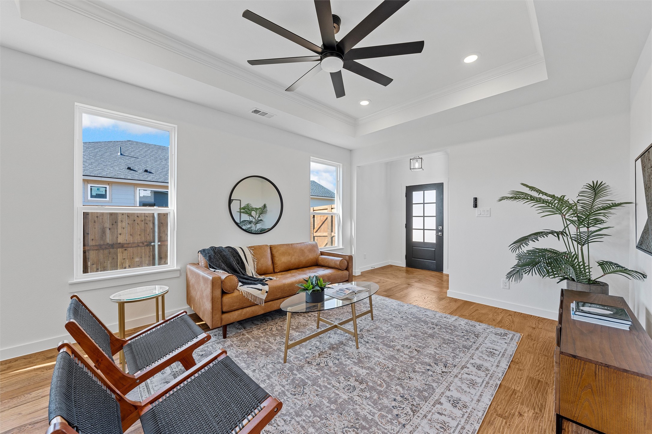 424 E Walnut Street