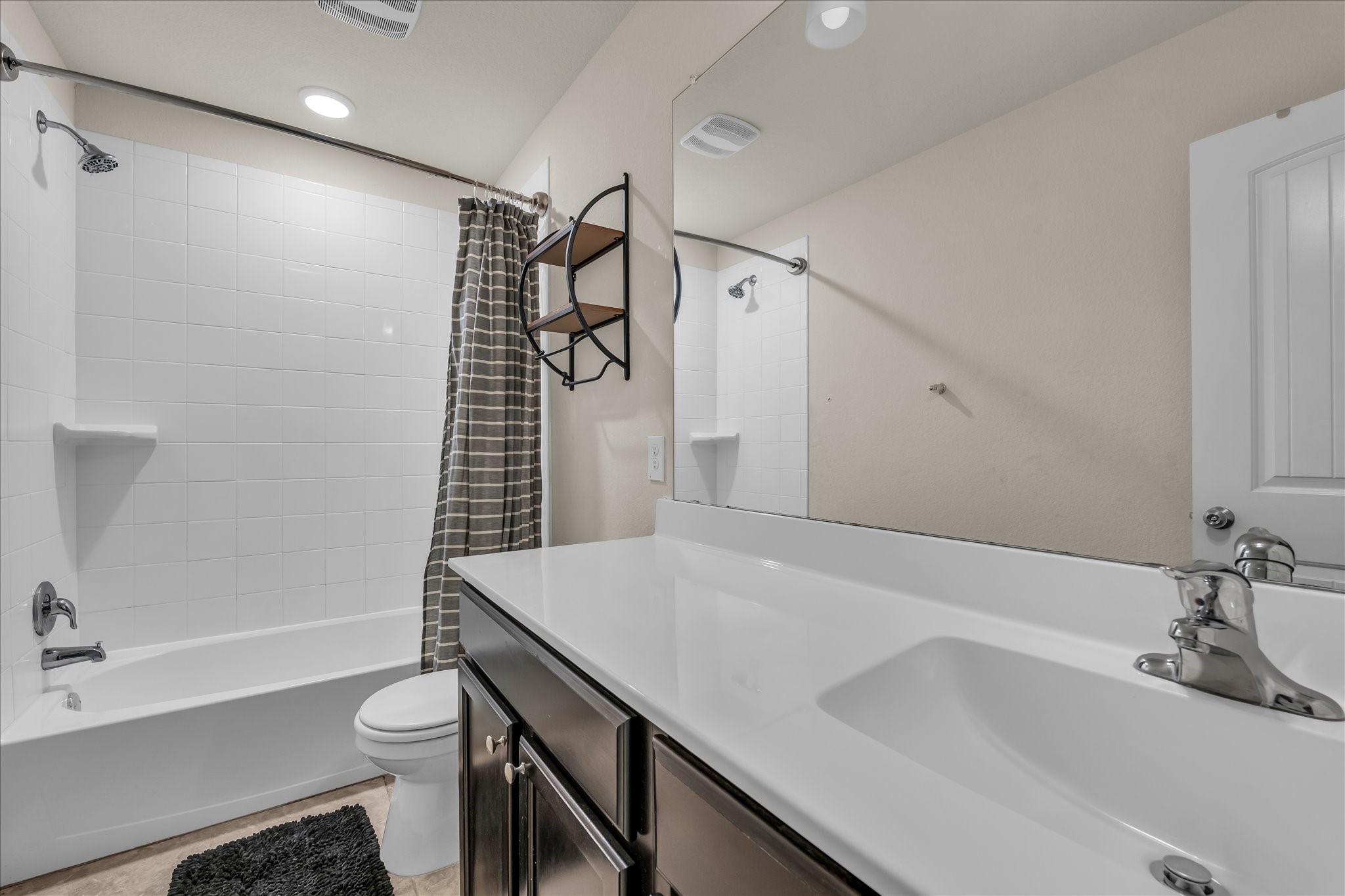 5905 Elephant Butte Drive