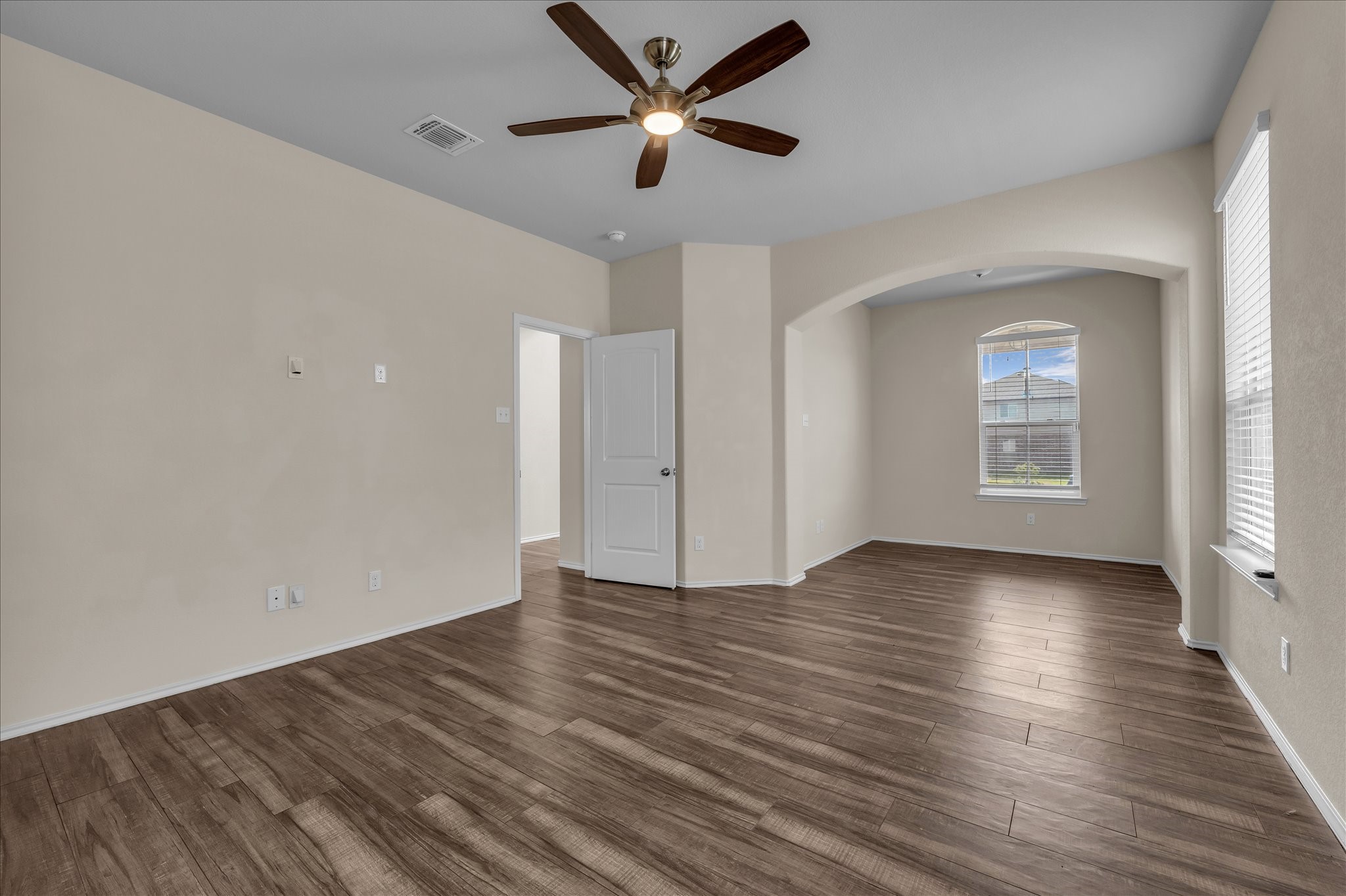 5905 Elephant Butte Drive