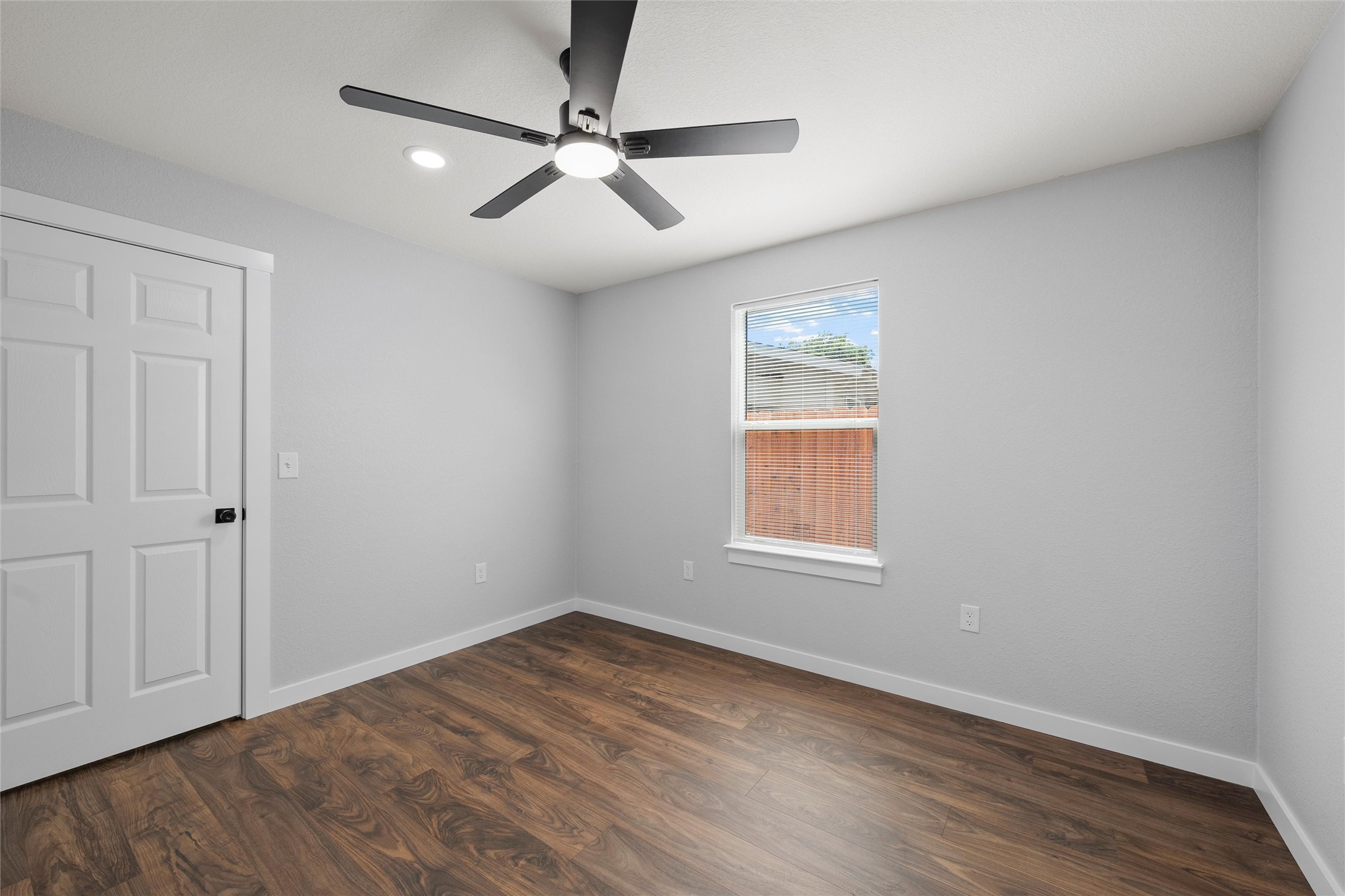 1124 Faulkner Lane