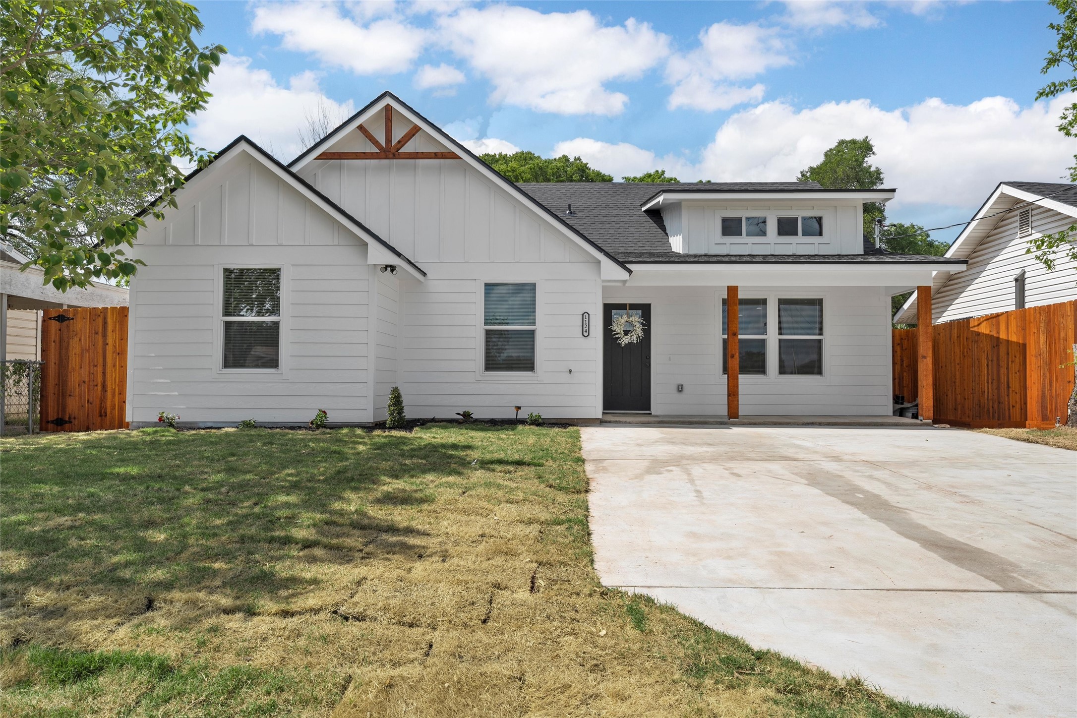 1124 Faulkner Lane