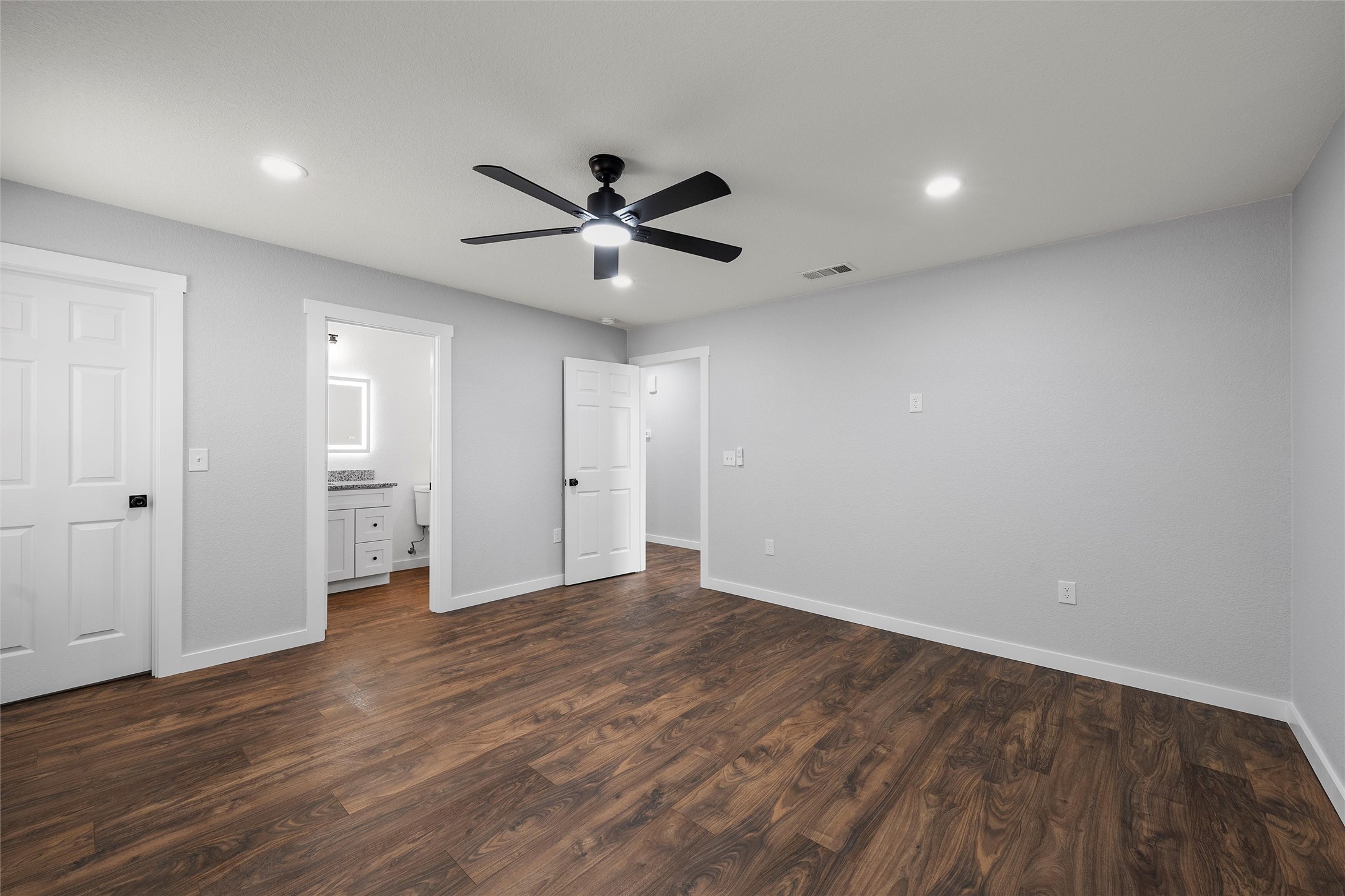 1124 Faulkner Lane