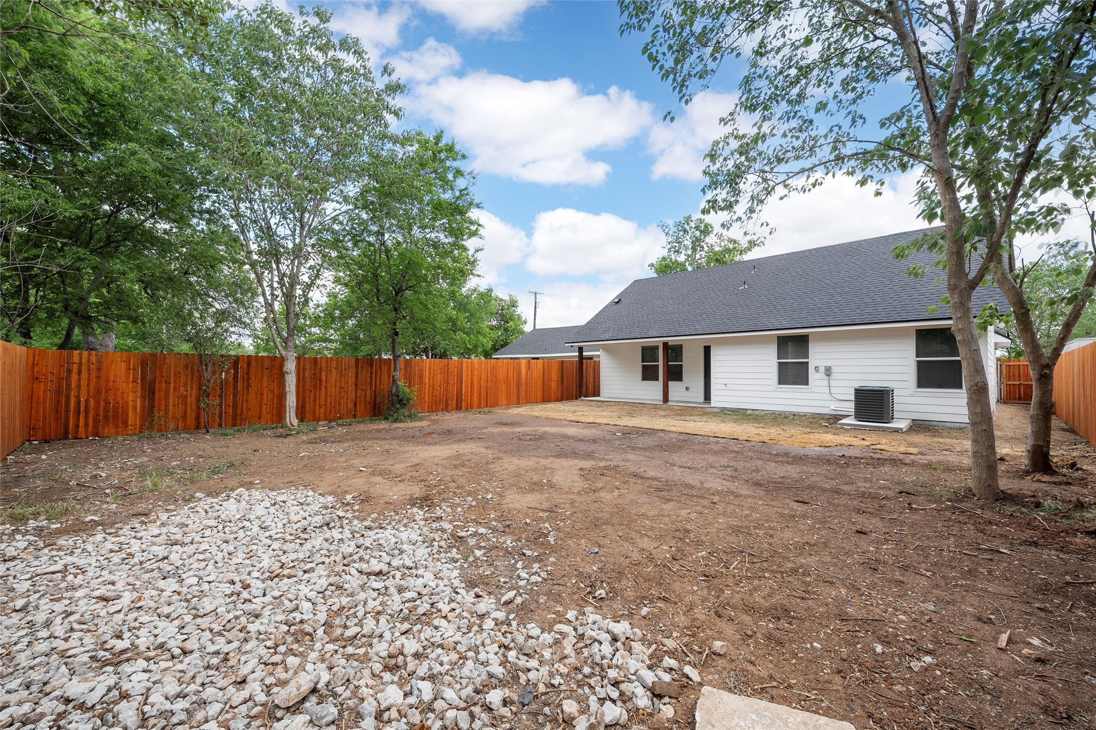 1124 Faulkner Lane