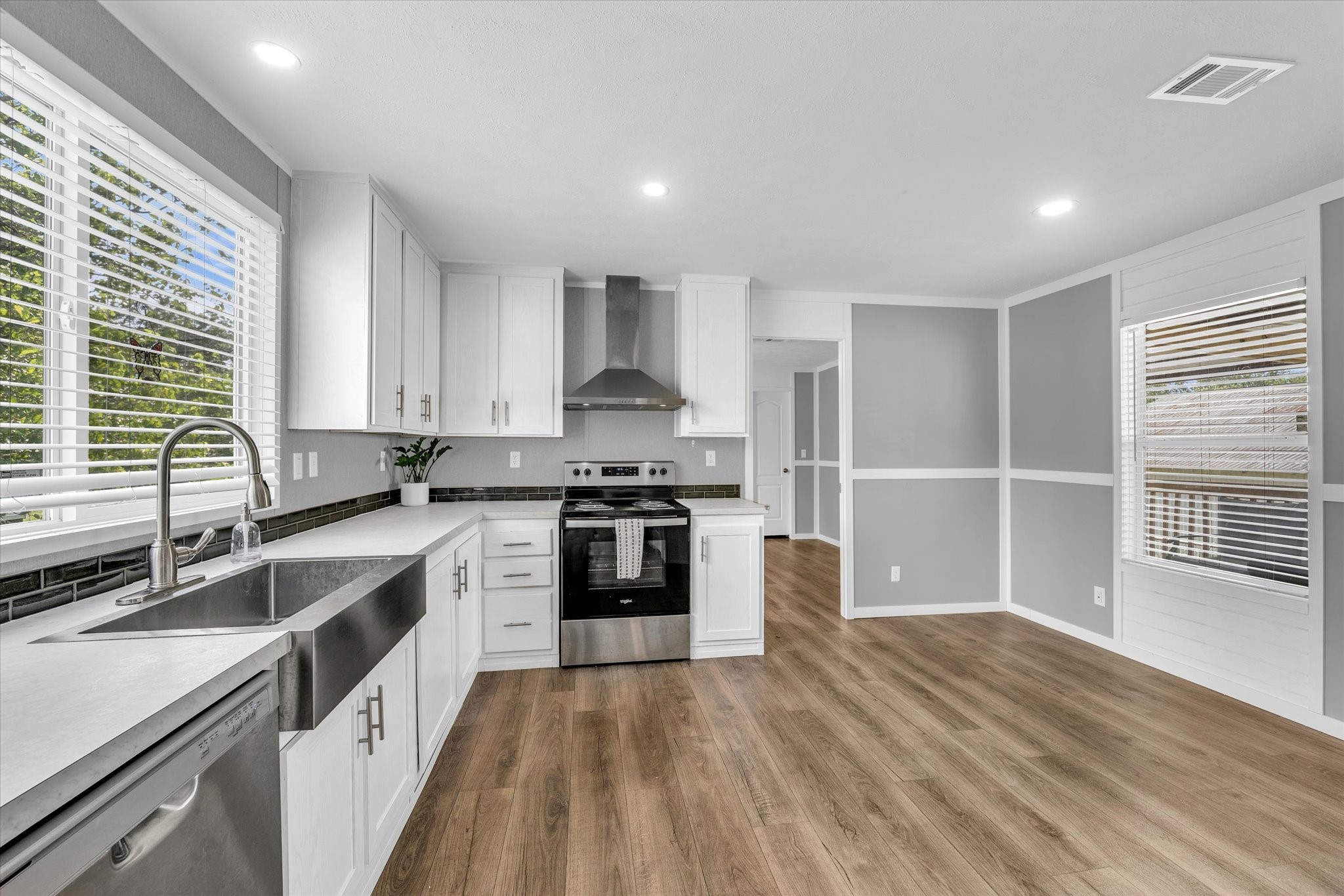 333 S Charles Street