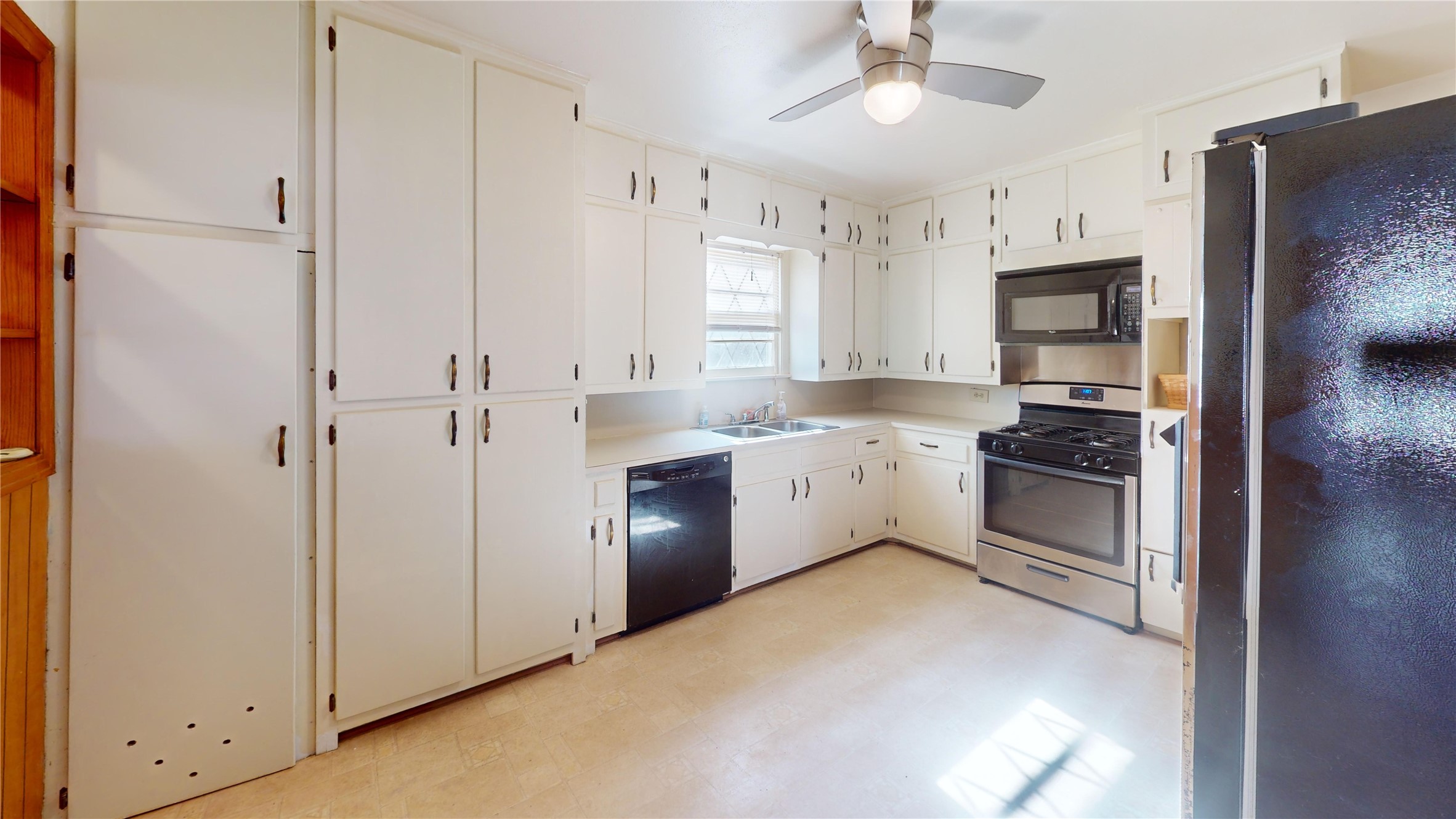 3125 Mcferrin Avenue