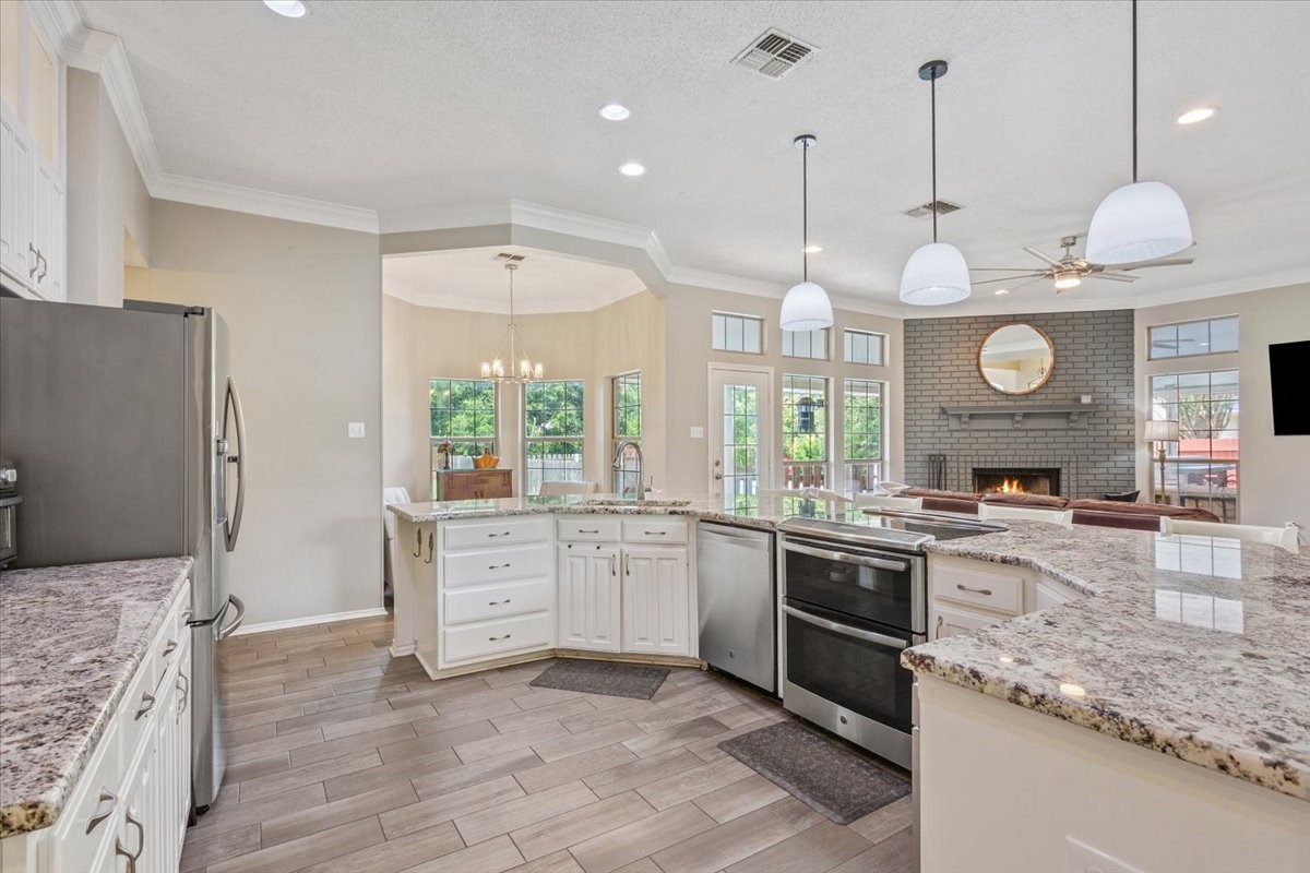 1102 Evening Sun Lane