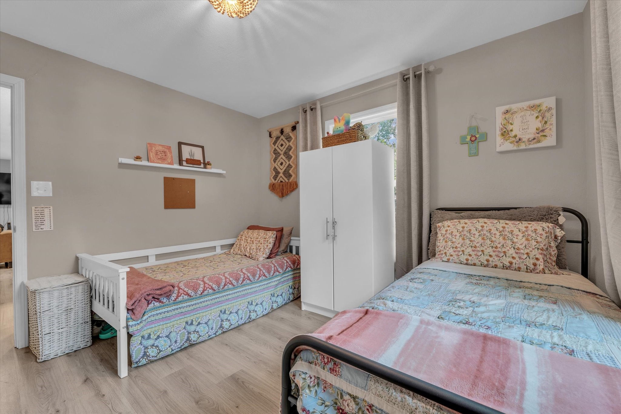 3816 Charlton Avenue