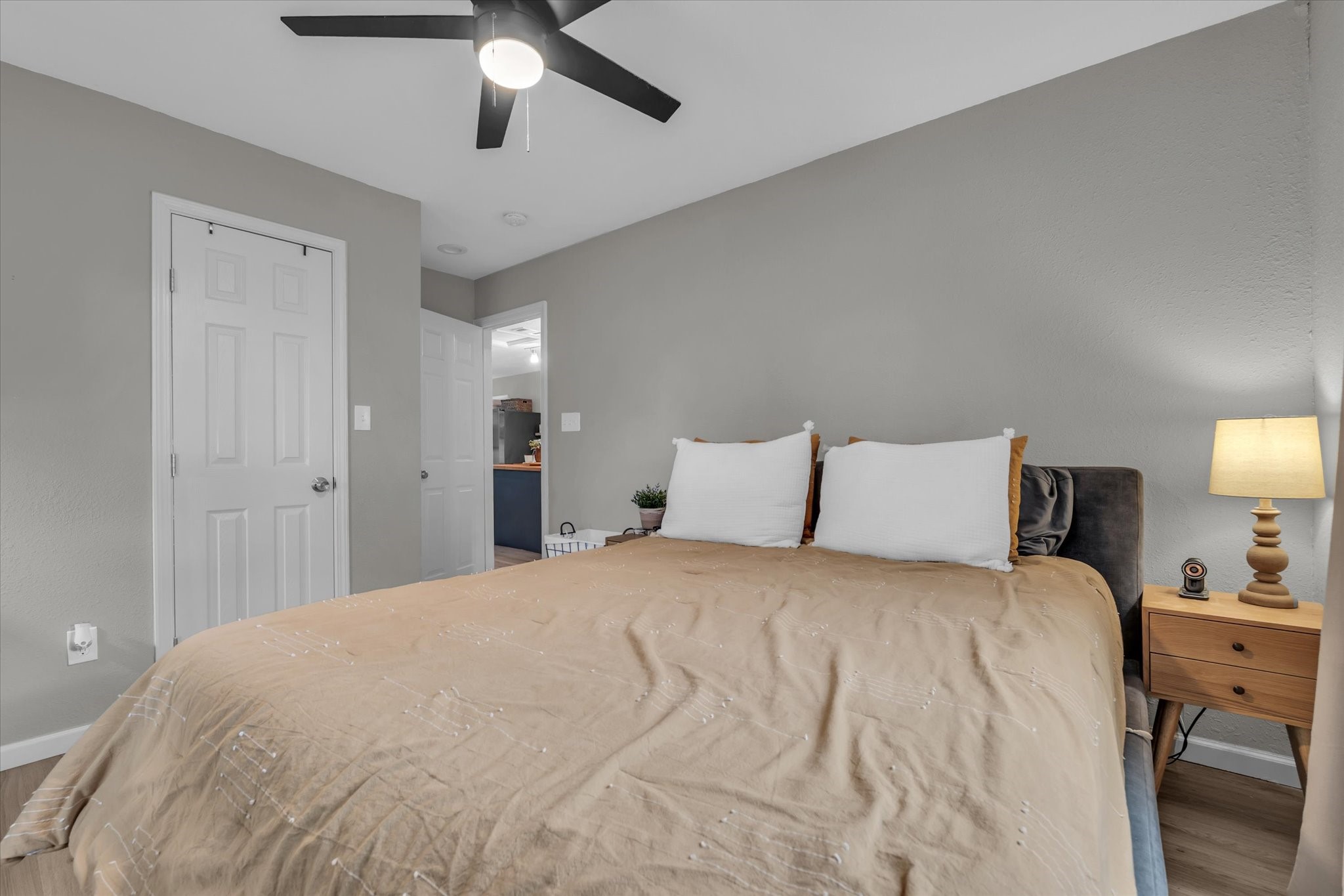 3816 Charlton Avenue