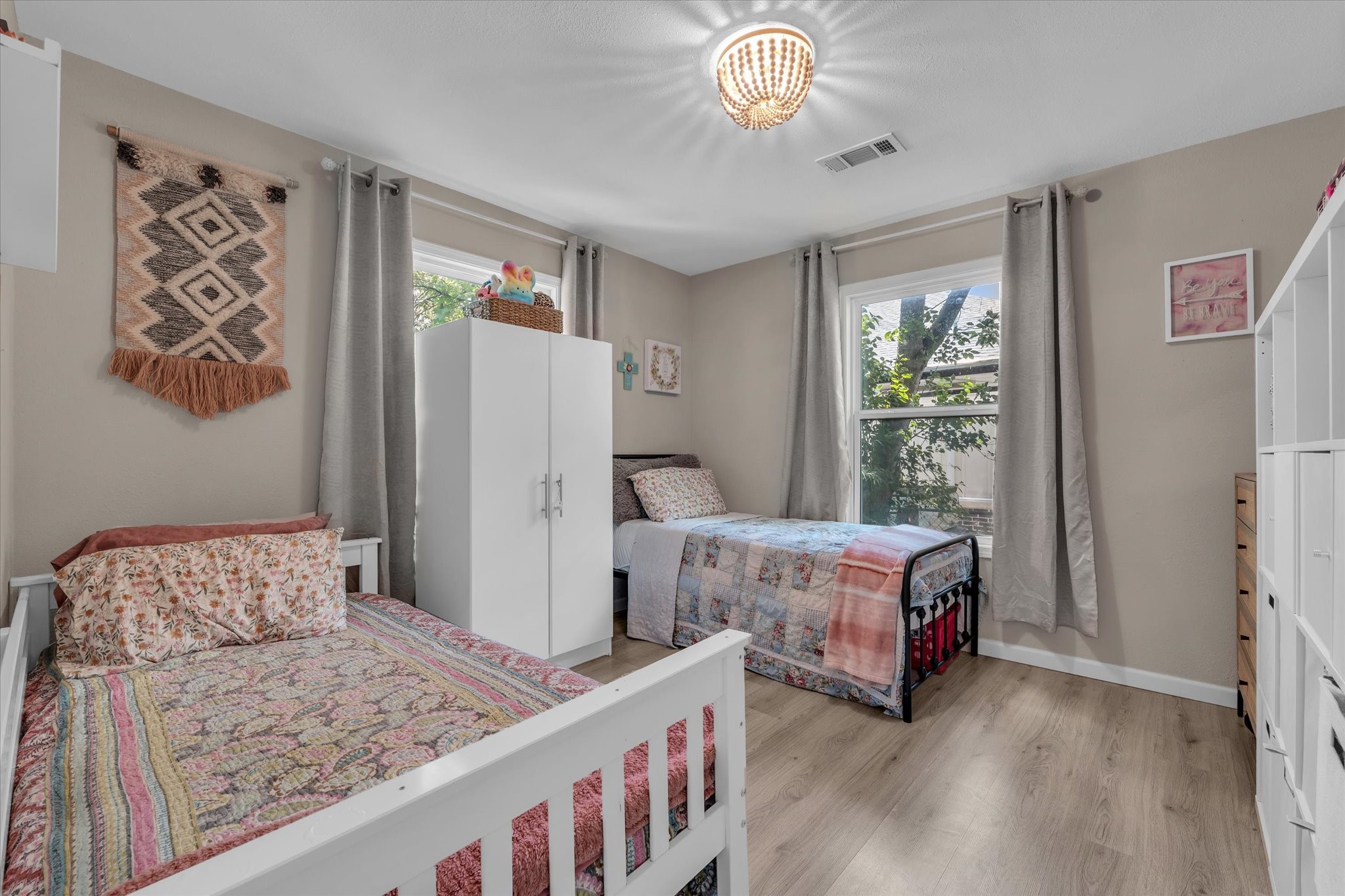 3816 Charlton Avenue