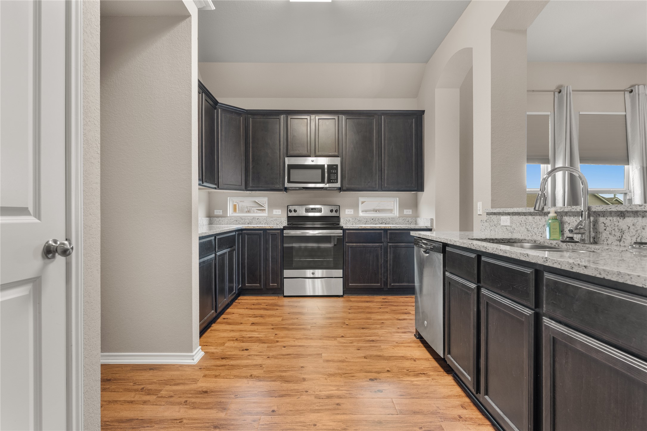 4100 Los Robles Ranch Road