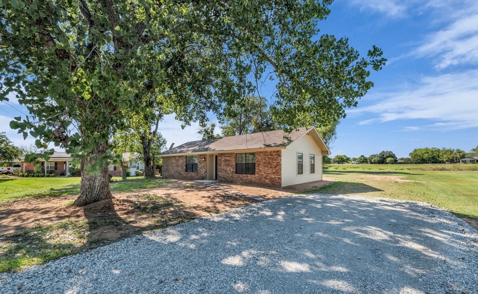 228 Windy Acres