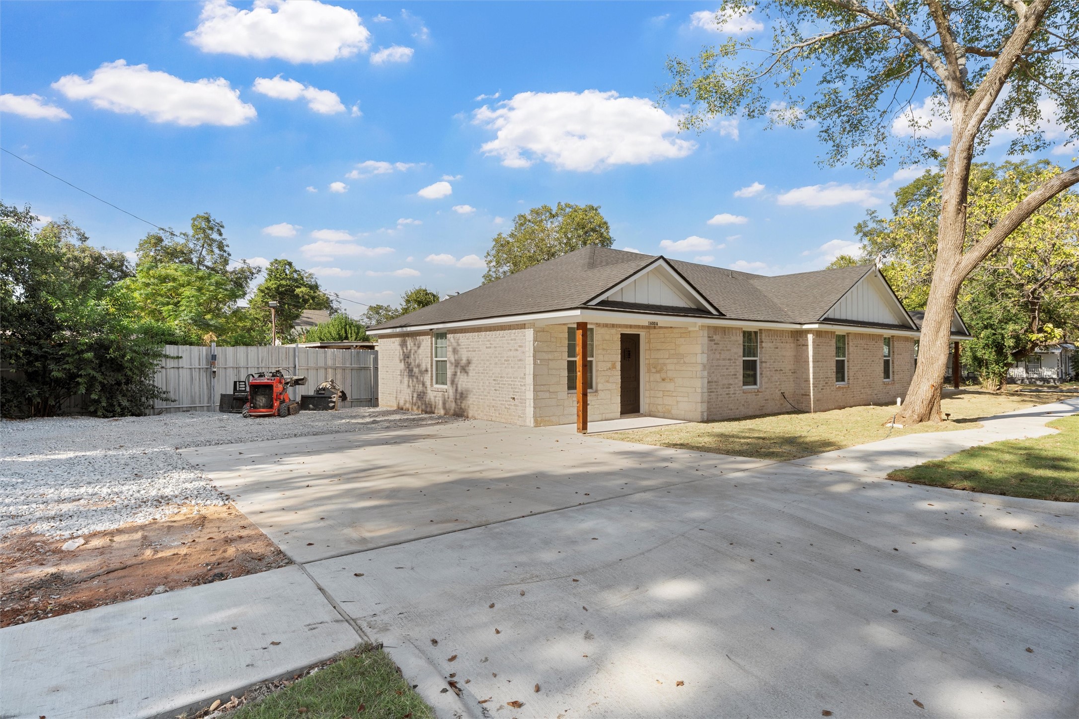 1600 N 11th Street 2