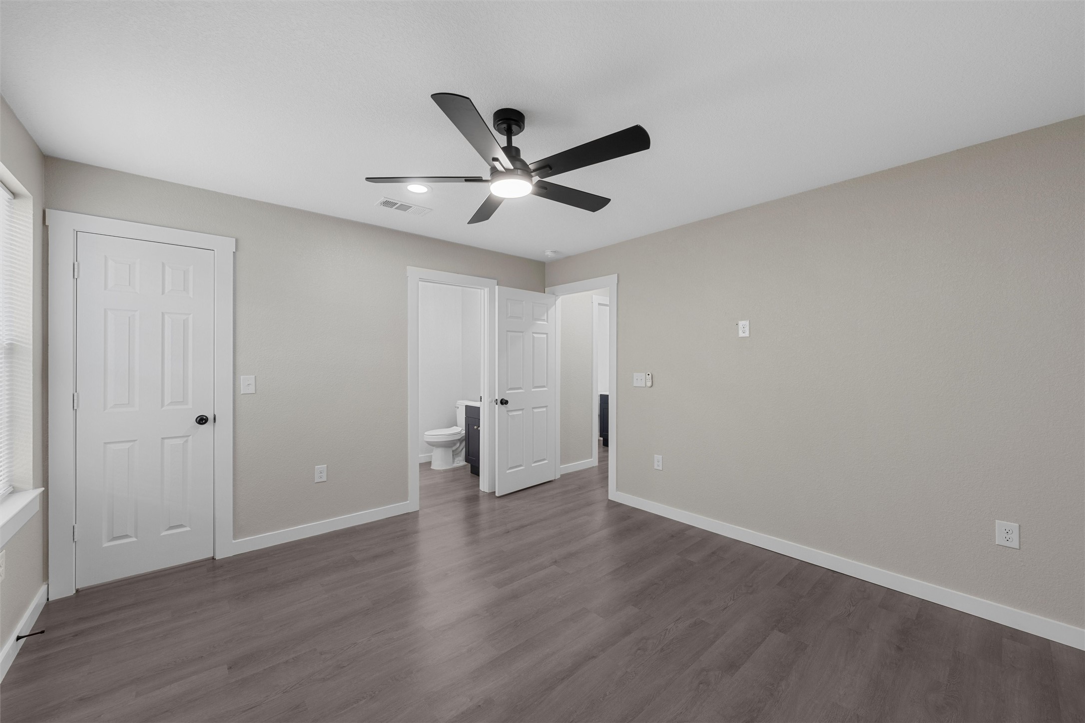 1600 N 11th Street 2