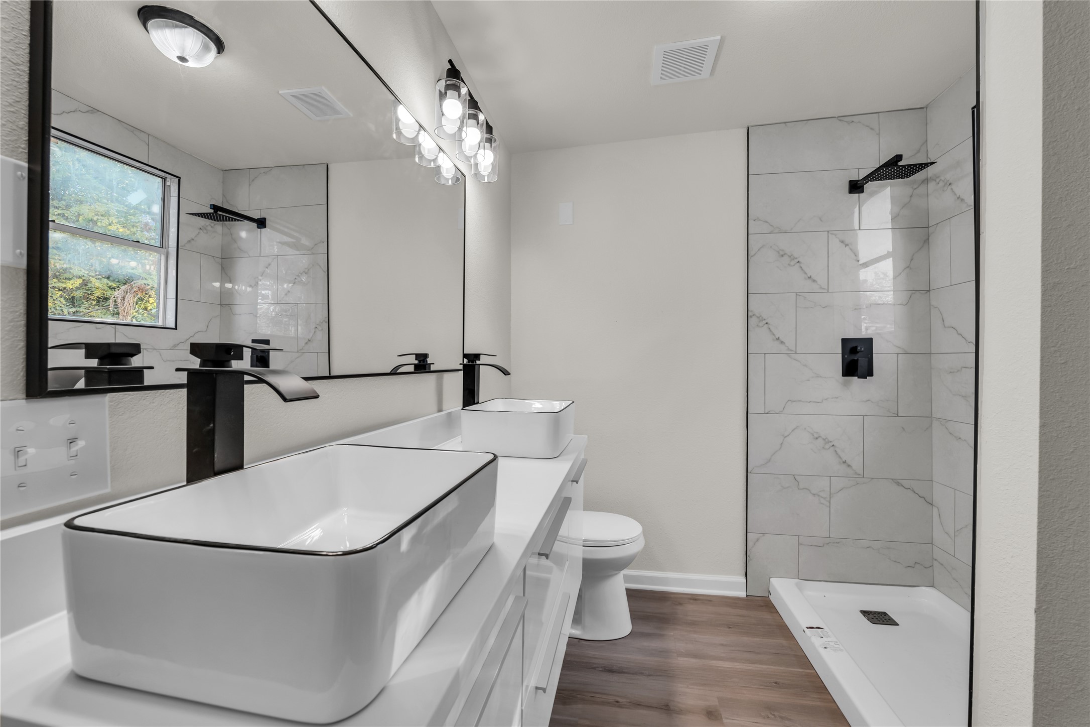 2524 Mcferrin Avenue