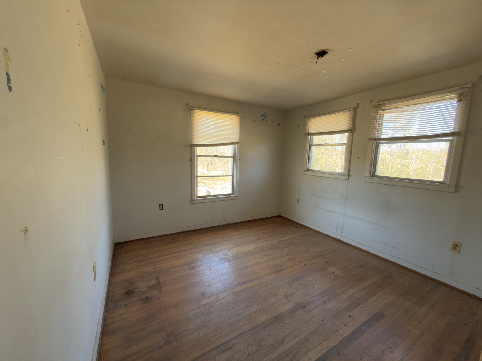 3697 N Rock Creek Loop