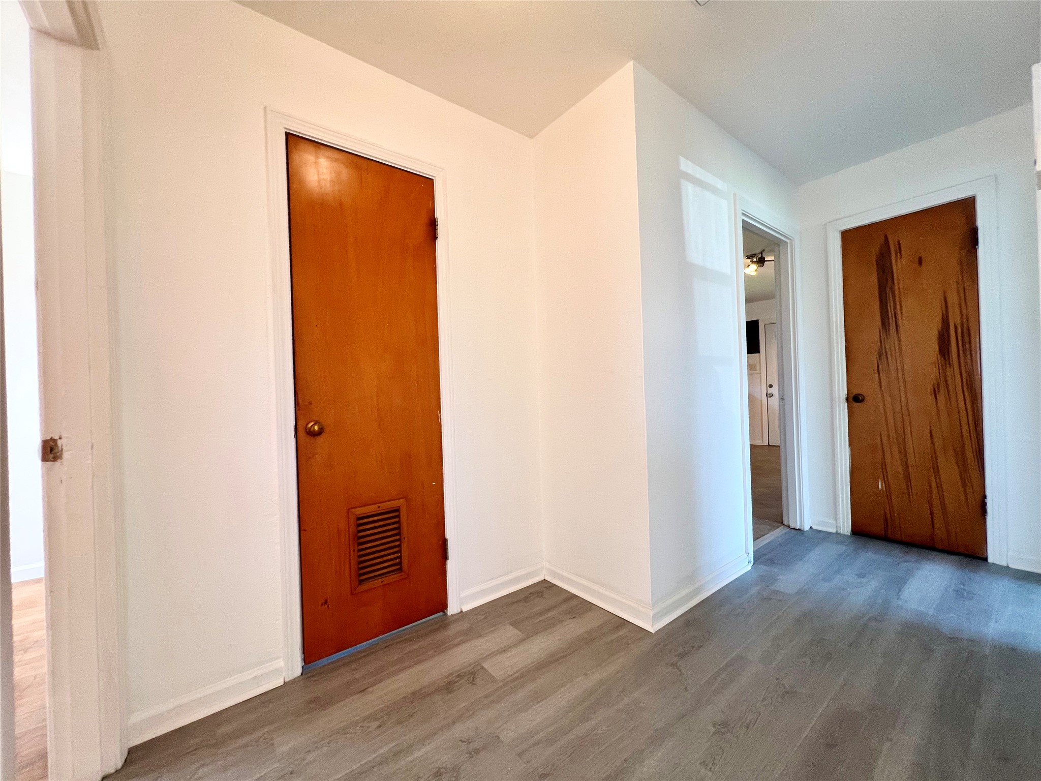 1205 W 10th Street