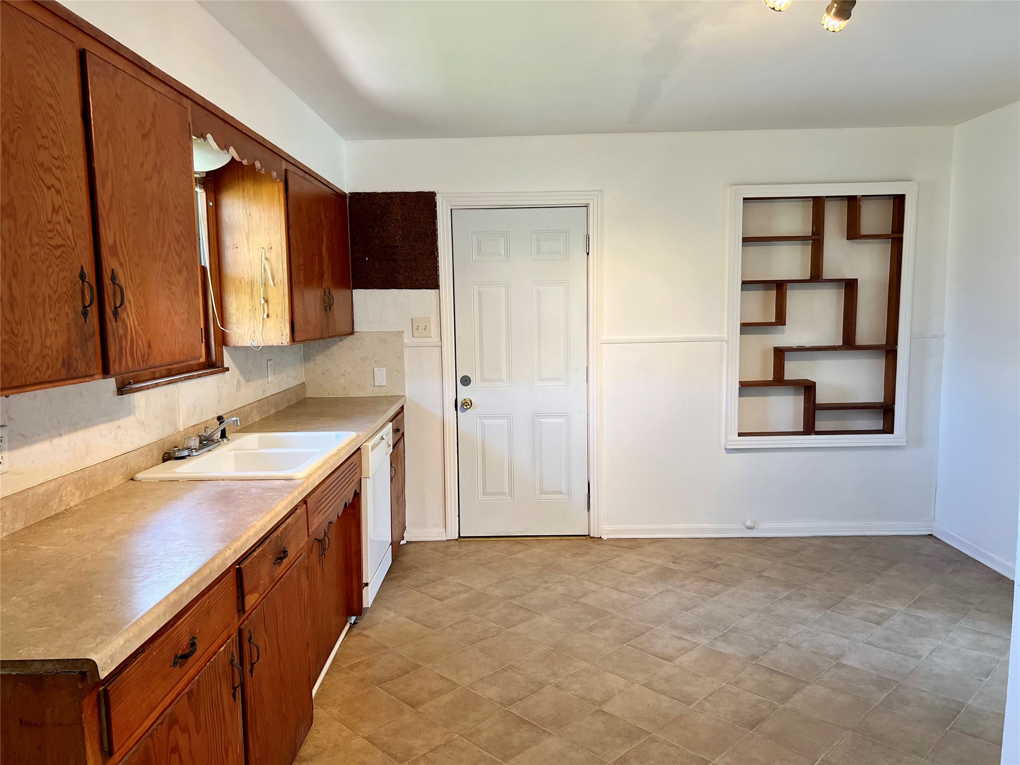 1205 W 10th Street