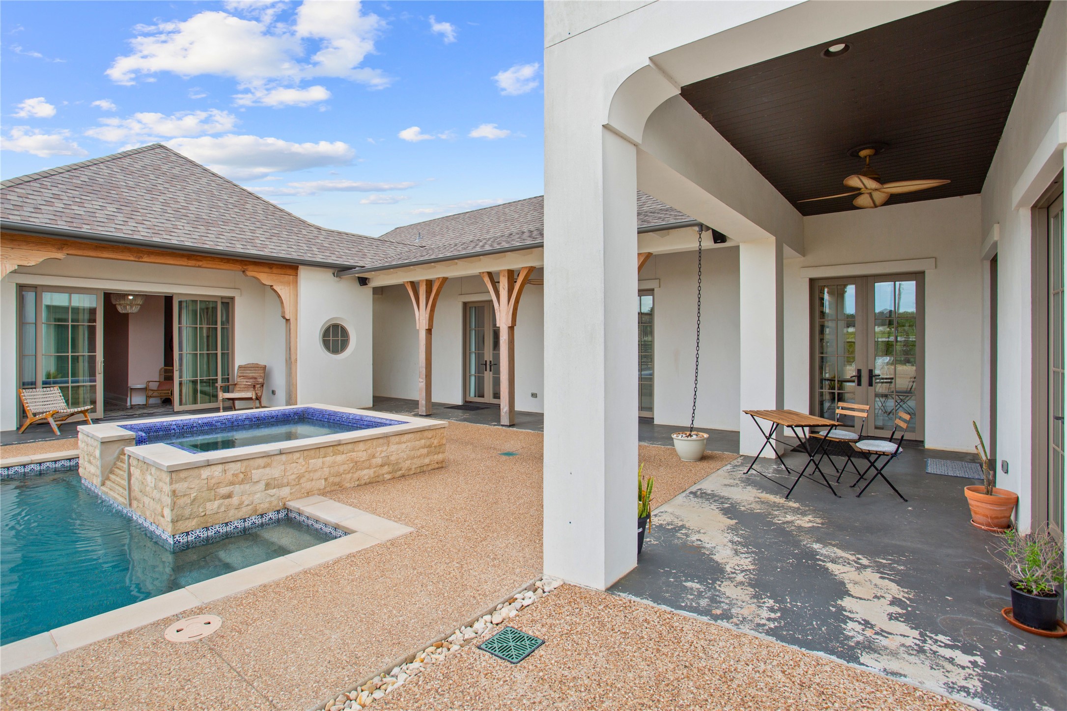 474 Private Road 305