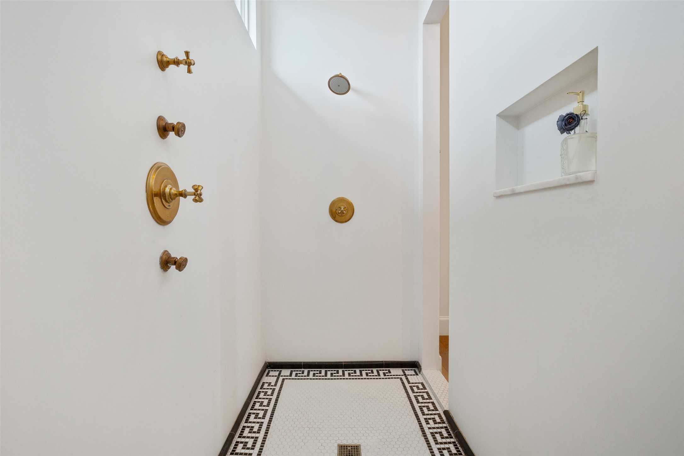 474 Private Road 305