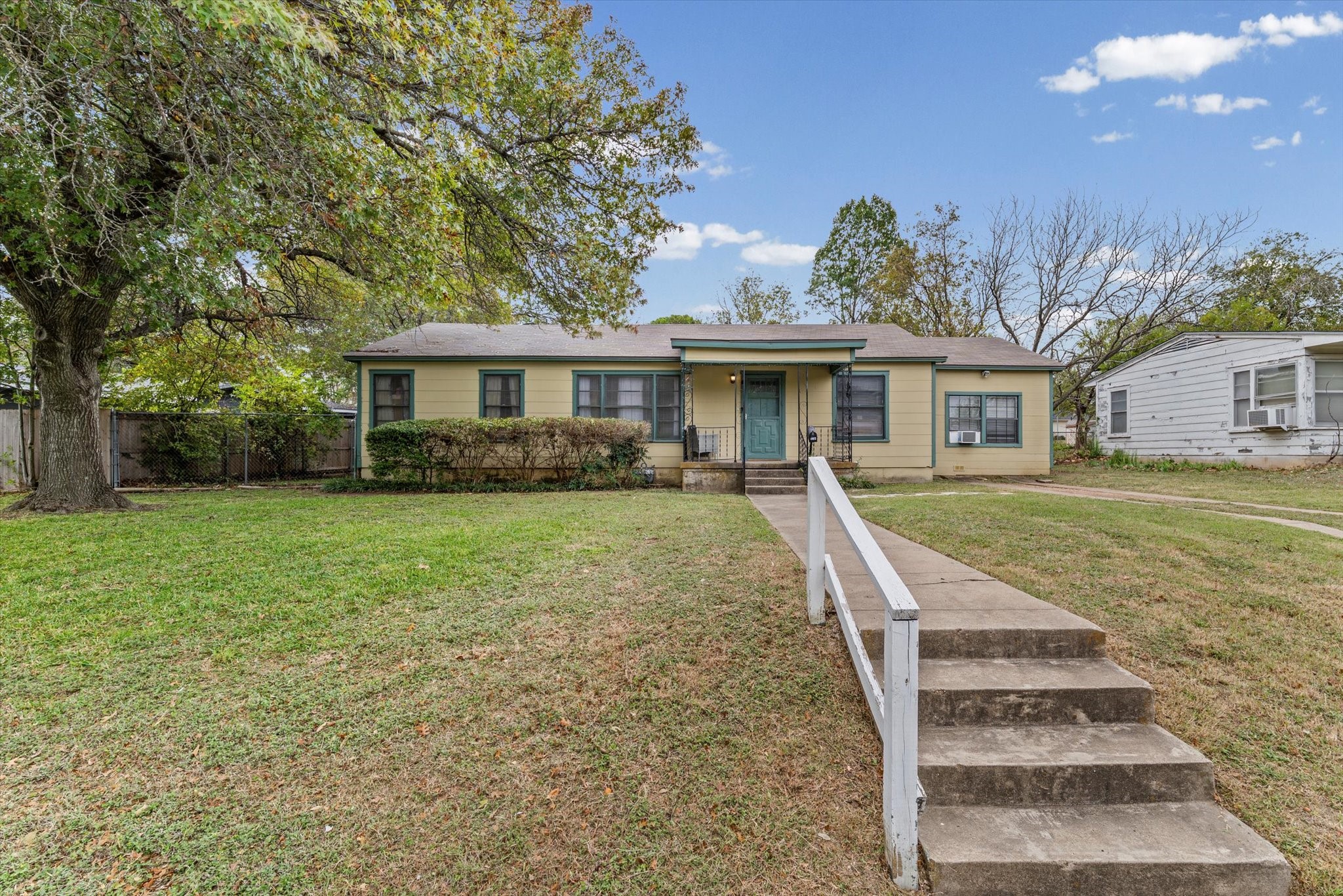 1208 Sunset Street