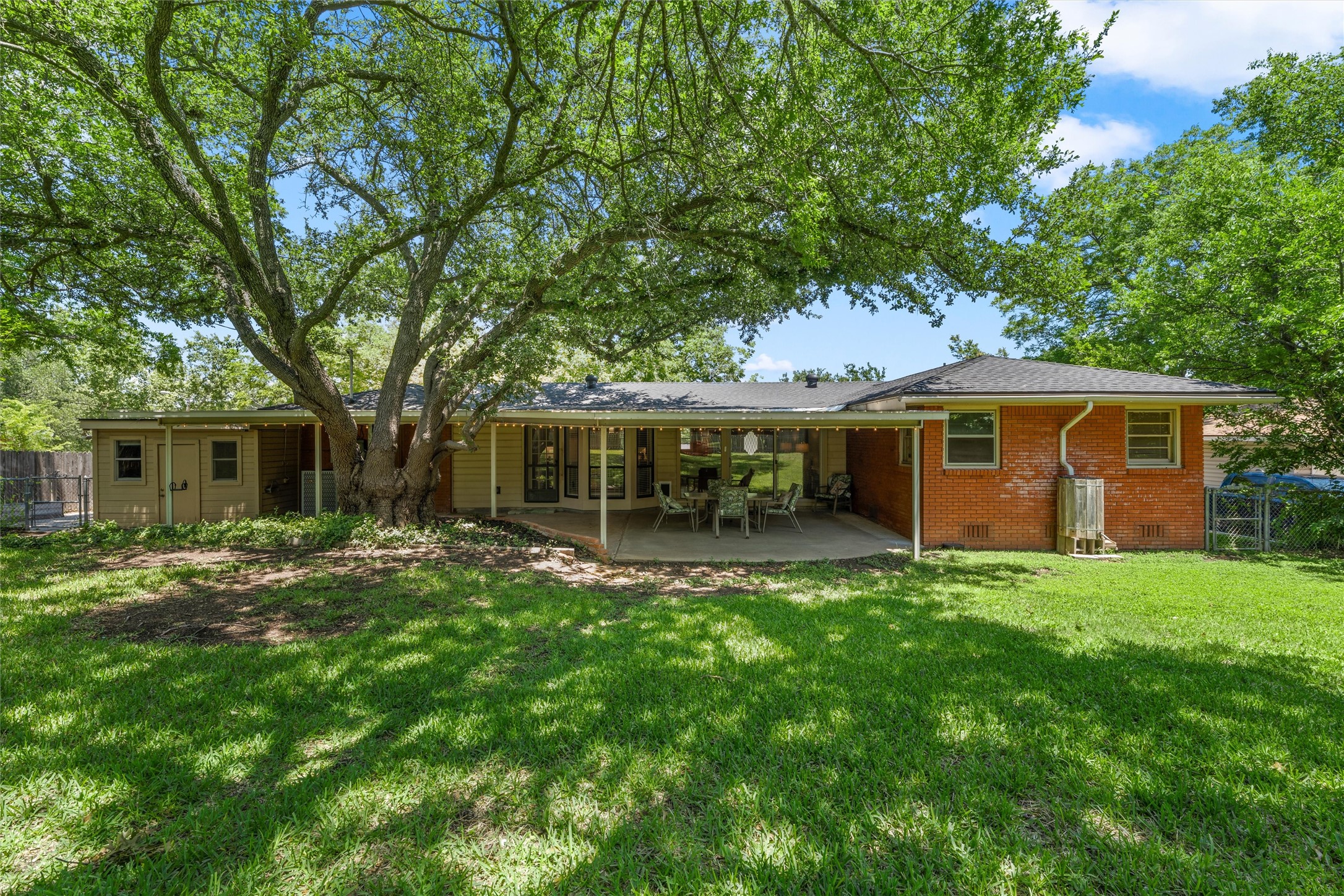 3924 N 30th Street